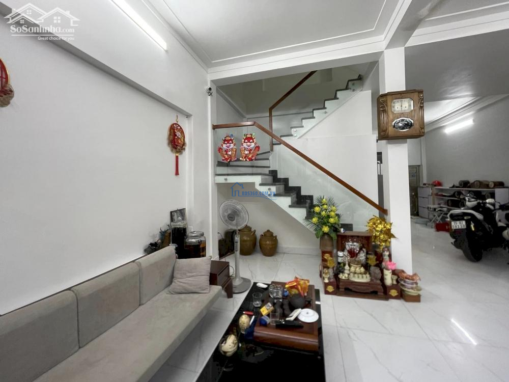 Nhà 3 tầng 52,6m2 ô tô đỗ cửa tại Trại Chuối, Hồng Bàng