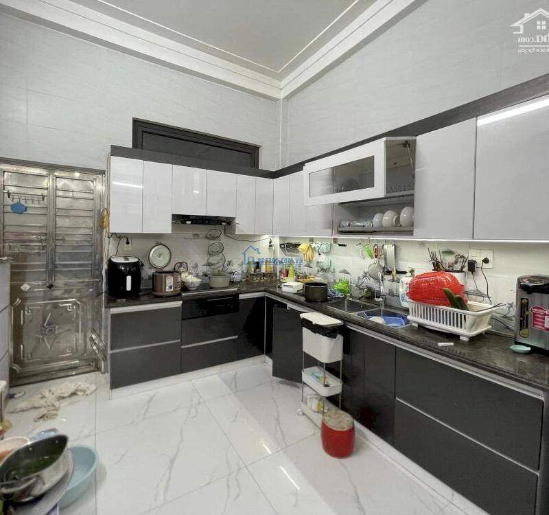 Nhà 3 tầng 52,6m2 ô tô đỗ cửa tại Trại Chuối, Hồng Bàng