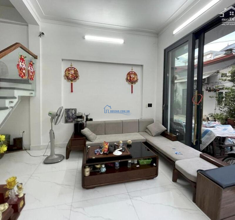 Nhà 3 tầng 52,6m2 ô tô đỗ cửa tại Trại Chuối, Hồng Bàng