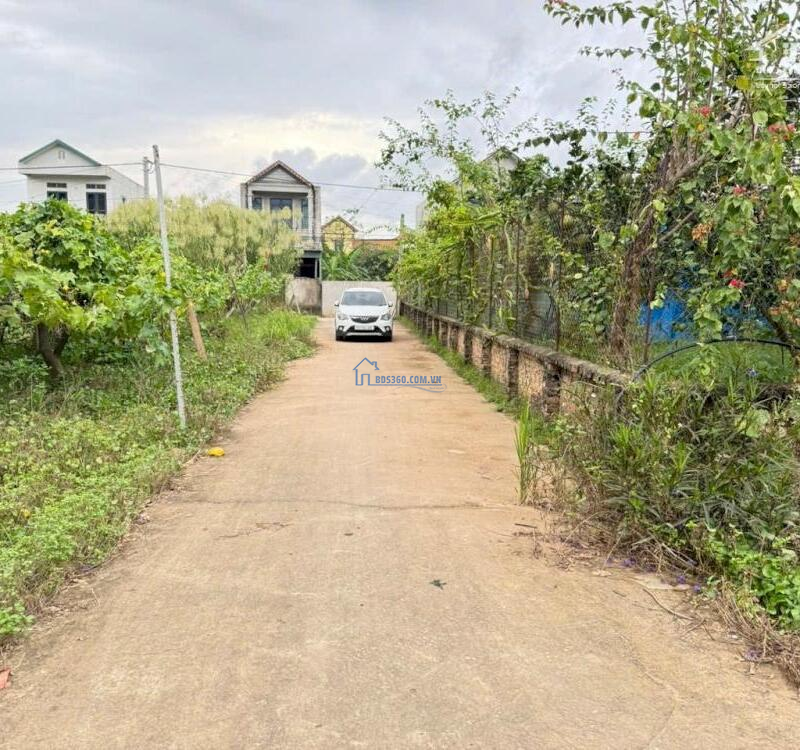 Bán đất Thạch Đà, Mê Linh, HN. Full thổ cư, oto đỗ đất. Diện tích 81m, giá 1,5 tỷ.