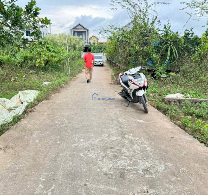 Bán đất Thạch Đà, Mê Linh, HN. Full thổ cư, oto đỗ đất. Diện tích 81m, giá 1,5 tỷ.