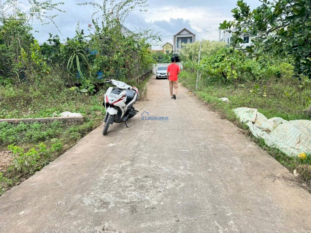 Bán đất Thạch Đà, Mê Linh, HN. Full thổ cư, oto đỗ đất. Diện tích 81m, giá 1,5 tỷ.