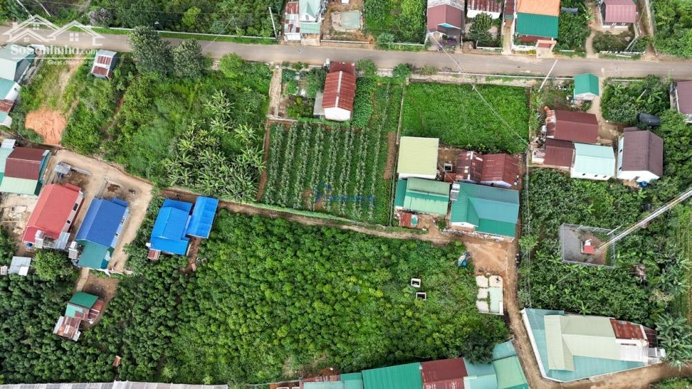 Đạ Sar Đà Lạt. Lô 2 mặt đường 2100m2. Thổ cư 2000m2. Đường oto