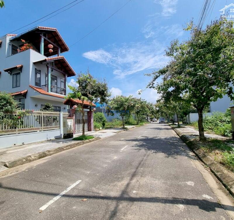 Bán đất xây dựng tự do 105m2 Khu A - Khu đô thị mới Phú Mỹ Thượng, TP Huế, chỉ 2,x tỷ