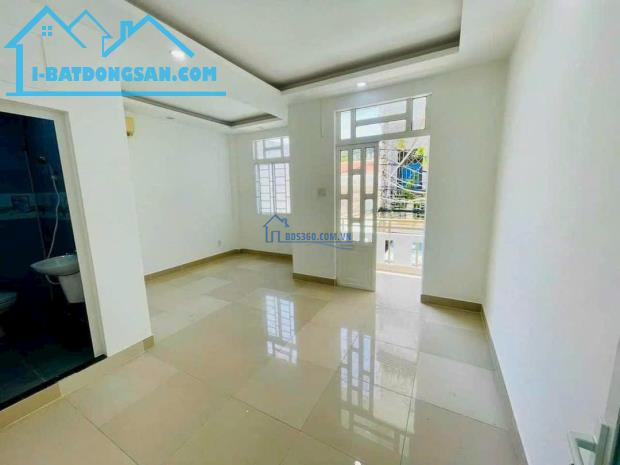 Bán Nhà 2 Tầng Hẻm 8m Gò Vấp Đường Quang Trung DT: 64m2 giá đầu tư chỉ 5 tỷ