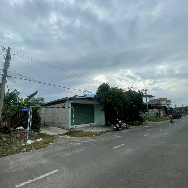 Cần Bán Gấp Lô Gốc Hòa Thành, Tây Ninh