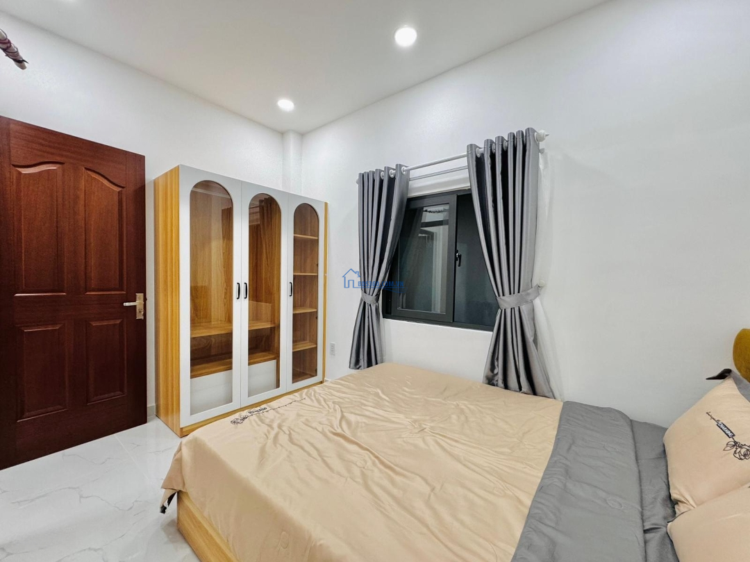 Nhà Cực Đẹp 5 Tầng Gần Mặt Tiền Nhiêu Tứ Trung Tâm Phú Nhuận 7,6 Tỷ Tl