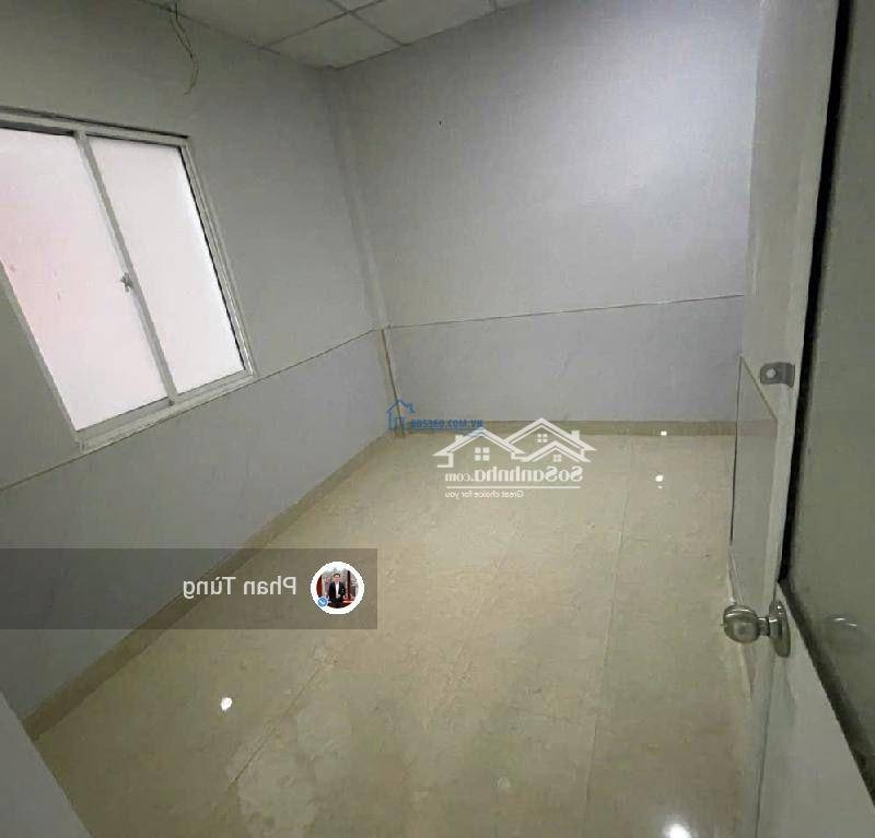 Giáp Q. 1, 2 Phòng Ngủ 2 Vệ Sinh Khu An Ninh, Nhà Còn Mới, 2,75 Tỷ