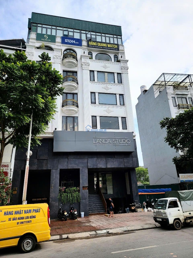 Bán Tòa Nhà Văn Phòng, Nguyễn Văn Cừdiện Tích175M2, 7 Tầng, Mt7.6M, Vỉa Hè, Kinh Doanh Giá Bán 77.5 Tỷ
