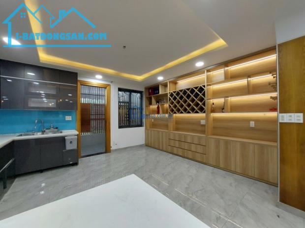 Bán nhà phố 2 mặt tiền, Eco Xuân Lái Thiêu, 3 tầng (5x20) hoàn công, nội thất cao cấp