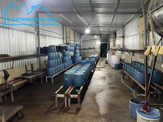 Nhà Vĩnh Phú 2 BD, 333m2, 2 tầng, 9x60m chỉ 6.x tỷ