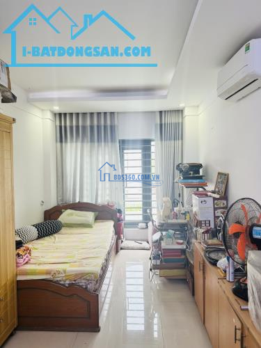 ĐỊNH CƯ, BÁN GẤP NHÀ -VƯỜN LÀI QUẬN12, 118M2, 3 TẦNG, 8.3TỶ GIẢM CÒN 7 TỶ 500 TL