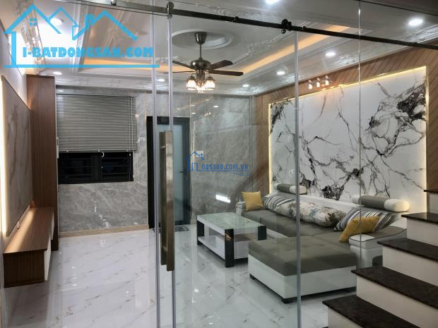 QUẬN 12 - LÂM THỊ HỐ, NHÀ 5 TẦNG HỂM XE TẢI 74M2 CHỈ 6 TỶ 500 TL