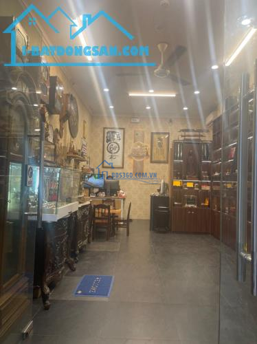 ⚜️ Mặt phố Quan Hoa, Cầu Giấy, Lô góc, 31m2 6T MT 5m, Chỉ 15 Tỷ ⚜️