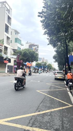 BÁN NHÀ MẶT TIỀN ÔNG BÍCH KHIÊM, HÀNG SIÊU HOT ! 14,2 TỶ 55M2,