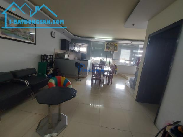 Bán Căn Hộ CC 62 Bà Hom,P.13,Q.6,dt: 8 x 9 (2 phòng) 2 tỷ 2.