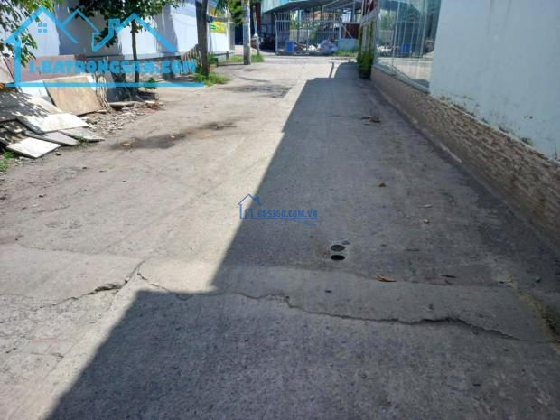 Giảm 600tr Nhà An Phú Đông 25 Q12, 105m2, 2PN, 8x13m, Đ.5m chỉ 5.x tỷ