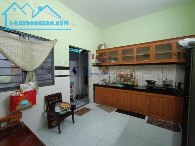 Giảm 100tr Nhà Quang Trung HM, 136m2, 1 lầu, 5PN, 10x19m, Đ.6m chỉ 4.x tỷ