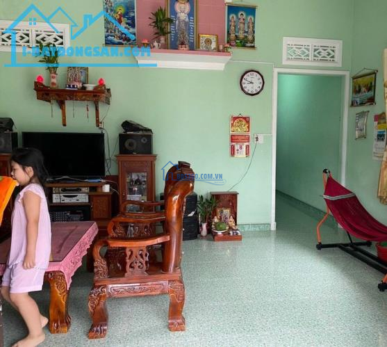 CHÍNH CHỦ SANG GẤP CĂN NHÀ GẦN KCN MỸ PHƯỚC 3 ĐẤT SÁT QUỐC LỘ 13
