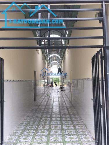 GĐ CẦN BÁN 2 DÃY TRỌ 300M2(14P 2KIOT) VÀ LÔ ĐẤT 200M2(X20M), SHR, DÂN ĐÔNG.