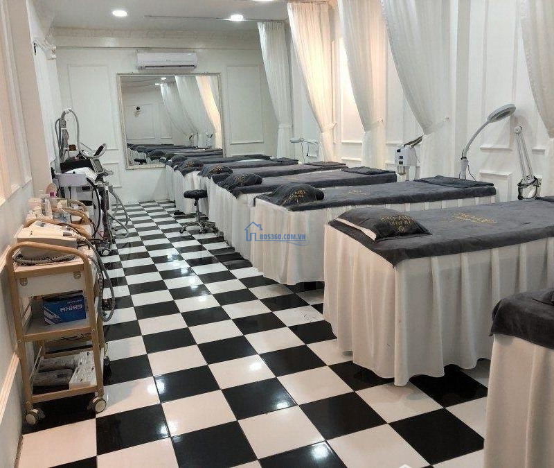 Cô Sanh Bán Gấp Căn Nhà Đang Cho Thuê 27 Triệu, Đ.gò Công - Phường 13 - Quận 5. Giá Bán 2Tỷ880/61M2