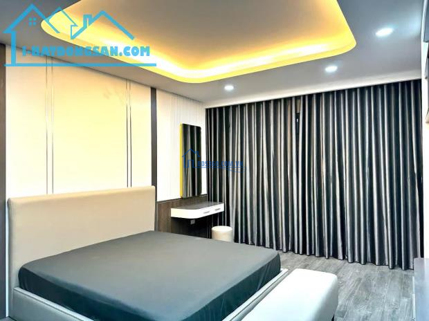BÁN NHÀ XUÂN ĐỈNH otô 2 thoáng- ô chờ thang máy– gần phố 62m 11.9tỷ