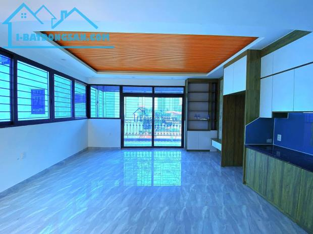 BÁN NHÀ NGÕ 14 PHỐ VẠN BẢO, BA ĐÌNH, 20M RA PHỐ, THANG MÁY 6 TẦNG 39m2 MT 5M 14,5 tỷ.