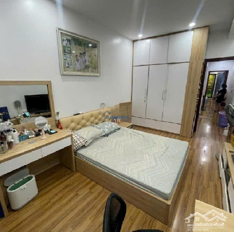 Bán Nhà Ngọc Lâm Long Biên, Hà Nội, Ô Tô Ào Nhà, Full Nội Thất Tiền Tỷ, Giá Cực Mềm