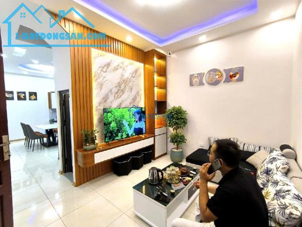 SIÊU PHẨM MẶT PHỐ CÓ 102 - MẶT PHỐ VIP CỦA VIP - HIẾM CÓ KHÓ TÌM - NHÀ ĐẸP UY TÍN 🌹🌹🌹