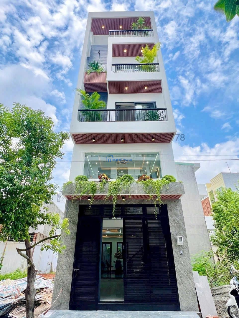 Nhà Mới 4 Tầng Ngay Ngã Tư Ga Giá Tốt 6.149 Tỷ Đón Tết Full Nội Thất Ngang 4.4M