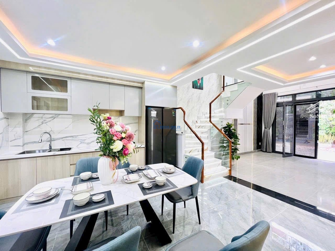 Nhà Mới 4 Tầng Ngay Ngã Tư Ga Giá Tốt 6.149 Tỷ Đón Tết Full Nội Thất Ngang 4.4M