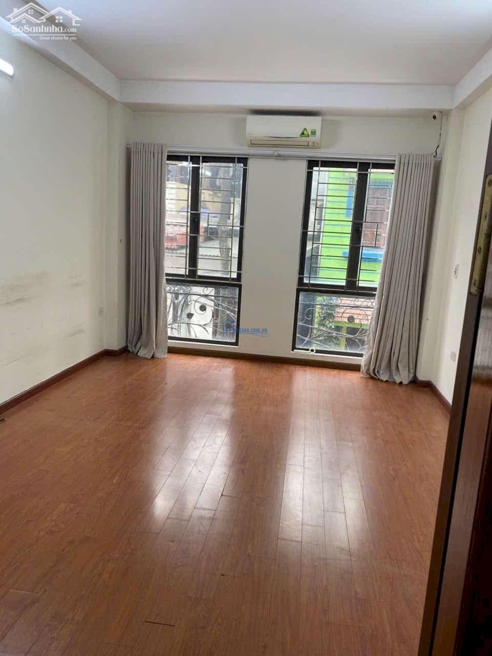Cho thuê nhà ngõ oto 269 Phố Hoàng Mai - Hoàng Mai, 32m2, 5 tầng, 3 ngủ, 4 vệ sinh, Giá 12 Triệu