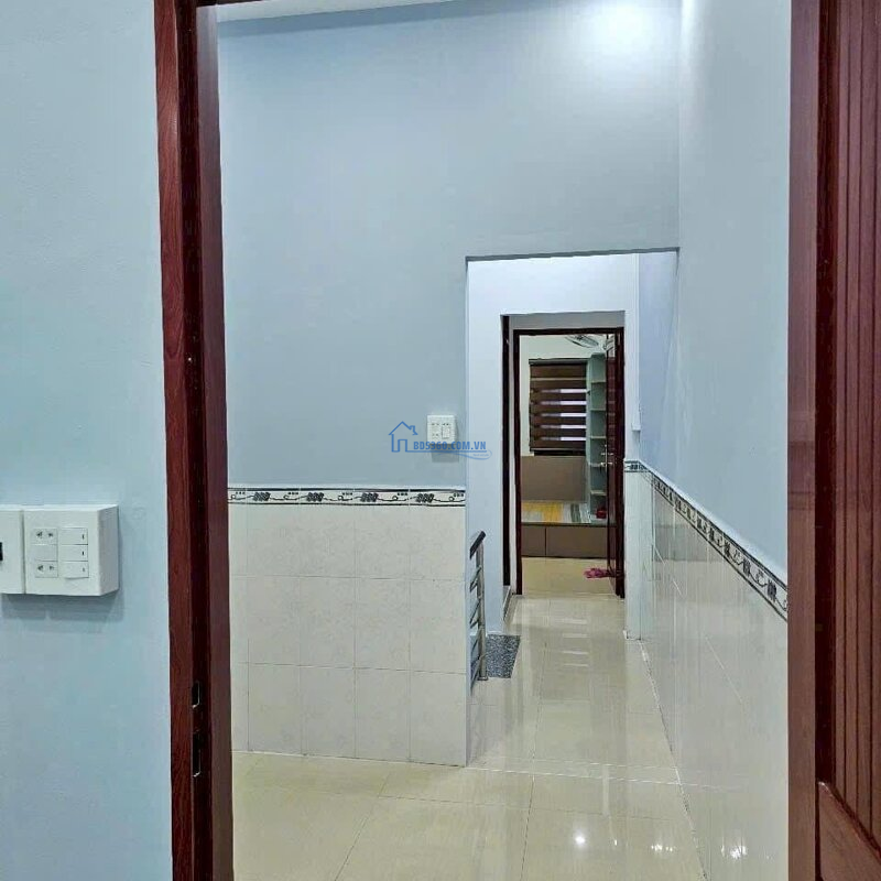 Bán nhà lầu hẻm nhánh hẻm 20 đường Nguyễn Trãi, phường Cái Khế