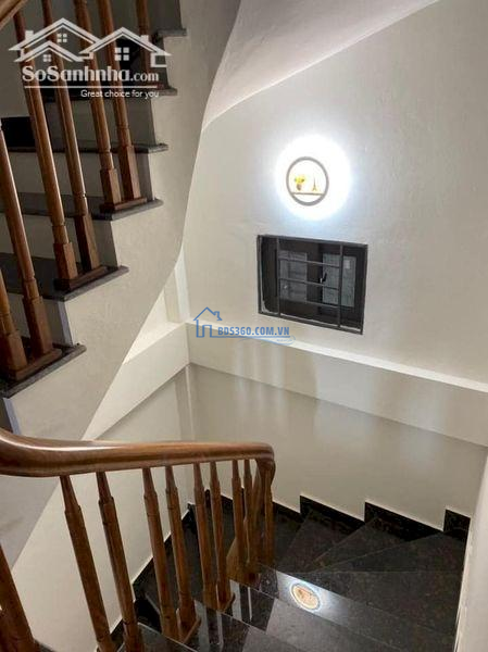 Bán Nhà Ngõ 35 Phố Lệ Mật, Việt Hưng, 31m2, 5Tầng, Phân Lô, Ô Tô, Chỉ 5 Tỷ Hơn