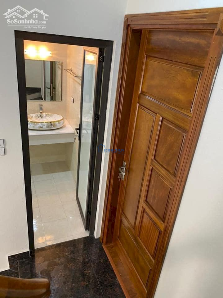 Bán Nhà Ngõ 35 Phố Lệ Mật, Việt Hưng, 31m2, 5Tầng, Phân Lô, Ô Tô, Chỉ 5 Tỷ Hơn