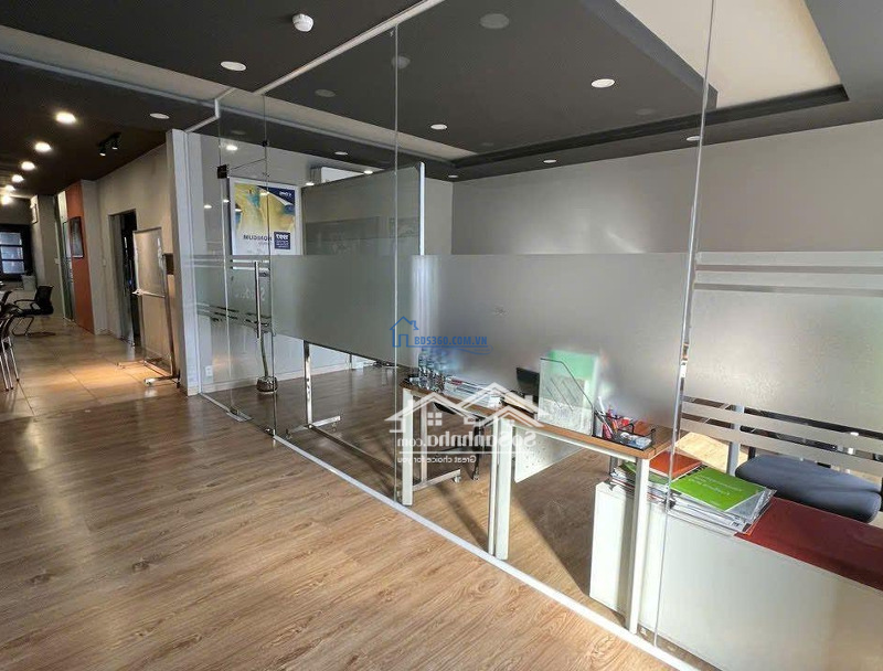 Bán Nhàmặt Tiềnlam Sơn, Q. Phú Nhuận. Dt: 9X30M. Kc: Hầm, 5 Tầng. Hdt 2 Tầng 120 Triệu/Th. Giá: 90 Tỷ Tl