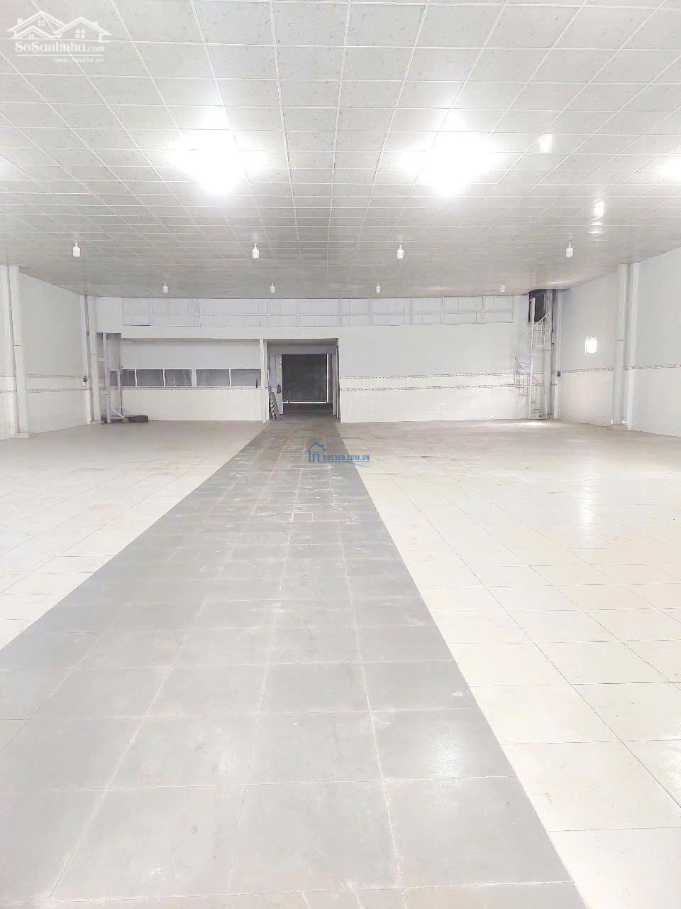 bán xưởng 16x51.3m (824m2) ở xã Đức Hòa Hạ , Đức Hòa, Long An giá 16 tỷ 800tr Lh: 0949 861 287