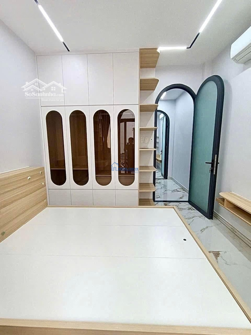 Nhà Cần Bán Nhanh 3 Lầu, Đường Trần Nguyên Hãn - Phường 13 - Quận 8