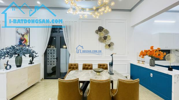 Bán đất Bảo Lộc phường 2.Tặng căn nhà có nội thất kèm sân vườn.DT 250m2.Giá 3 tỷ 490 triệu