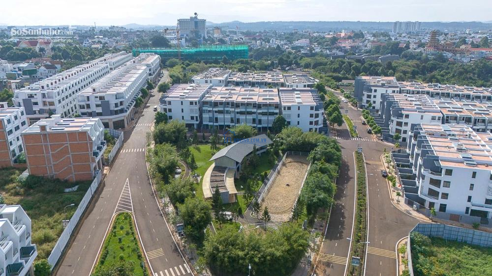 Bán liền kề đường 23m dự án Thành Phố Cà Phê.
