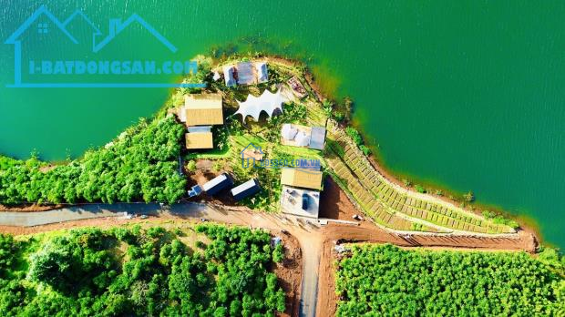 Bán đất hồ Daklong Thượng view hồ siêu đẹp.Diện tích 1100m2.Giá 880 triệu.Công chứng ngay
