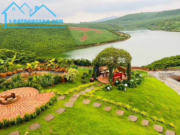 Bán đất hồ Daklong Thượng view hồ siêu đẹp.Diện tích 1100m2.Giá 880 triệu.Công chứng ngay