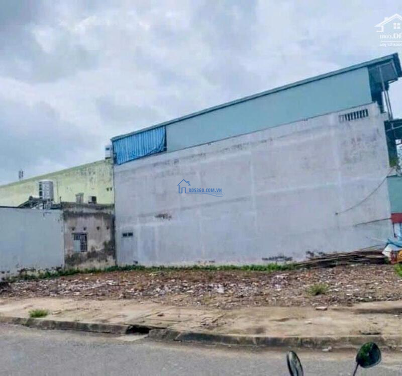 Bán đất nền diện tích rộng gần trường đại học giá dưới 2,5 tỷ