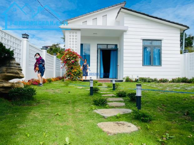 Bán đất Bảo Lộc Mạc Đĩnh Chi.Tặng căn nhà kèm sân vườn.DT 250m2.Giá 3,09 tỷ.Hẻm 7m.