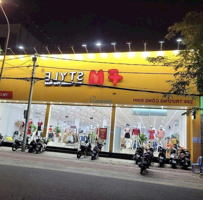 Cho Thuê Nhàmặt Tiềntrương Công Định, Diện Tích: 17M X 25M, 1 Trệt, 1 Lầu, Vũng Tàu