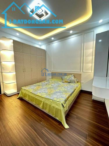 SIÊU PHẨM VIP - Bán nhà phân lô Lê Trọng Tấn, Thanh Xuân. DT: 57m. Giá: 16 tỷ. ngõ oto