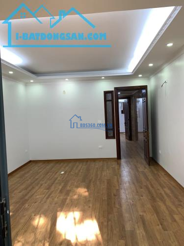 Cần bán gấp nhà KĐT mới Định Công, Hoàng Mai. Diện tích 78m² * 6T giá 27 tỷ