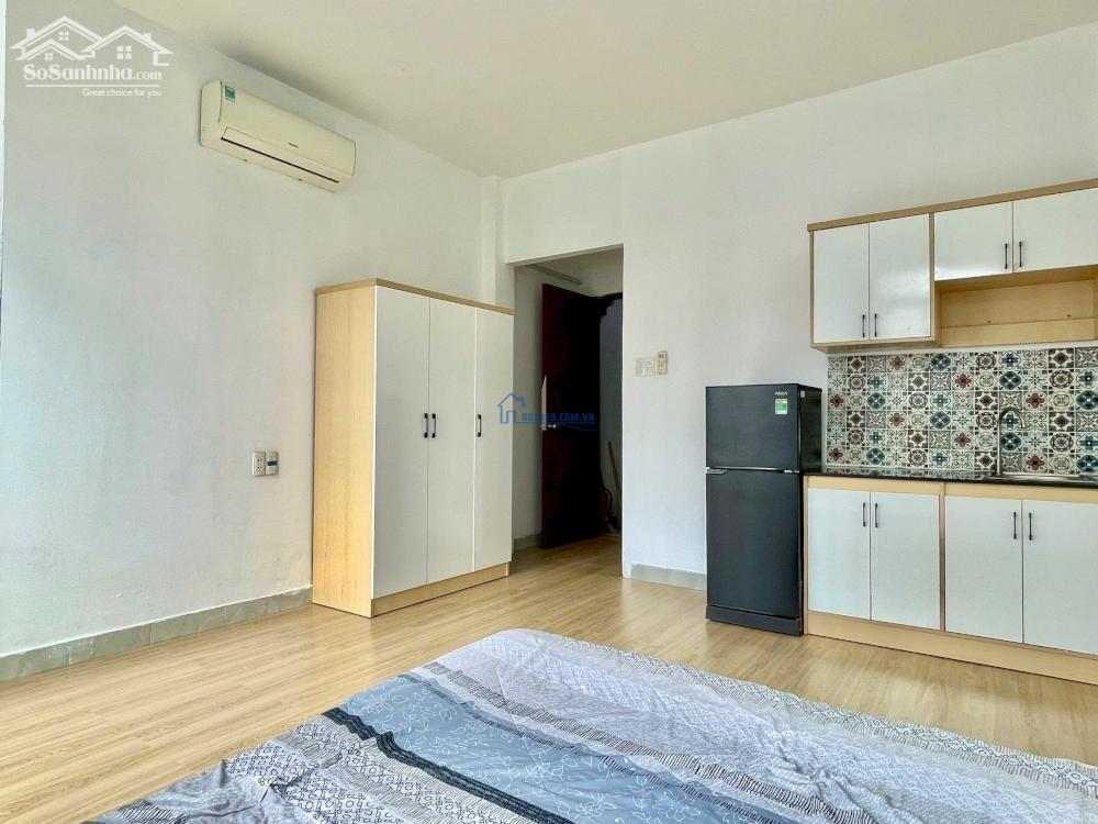 Trống lại căn hộ ban công 30m2 ngay Nơ Trang Long Bình Thạnh