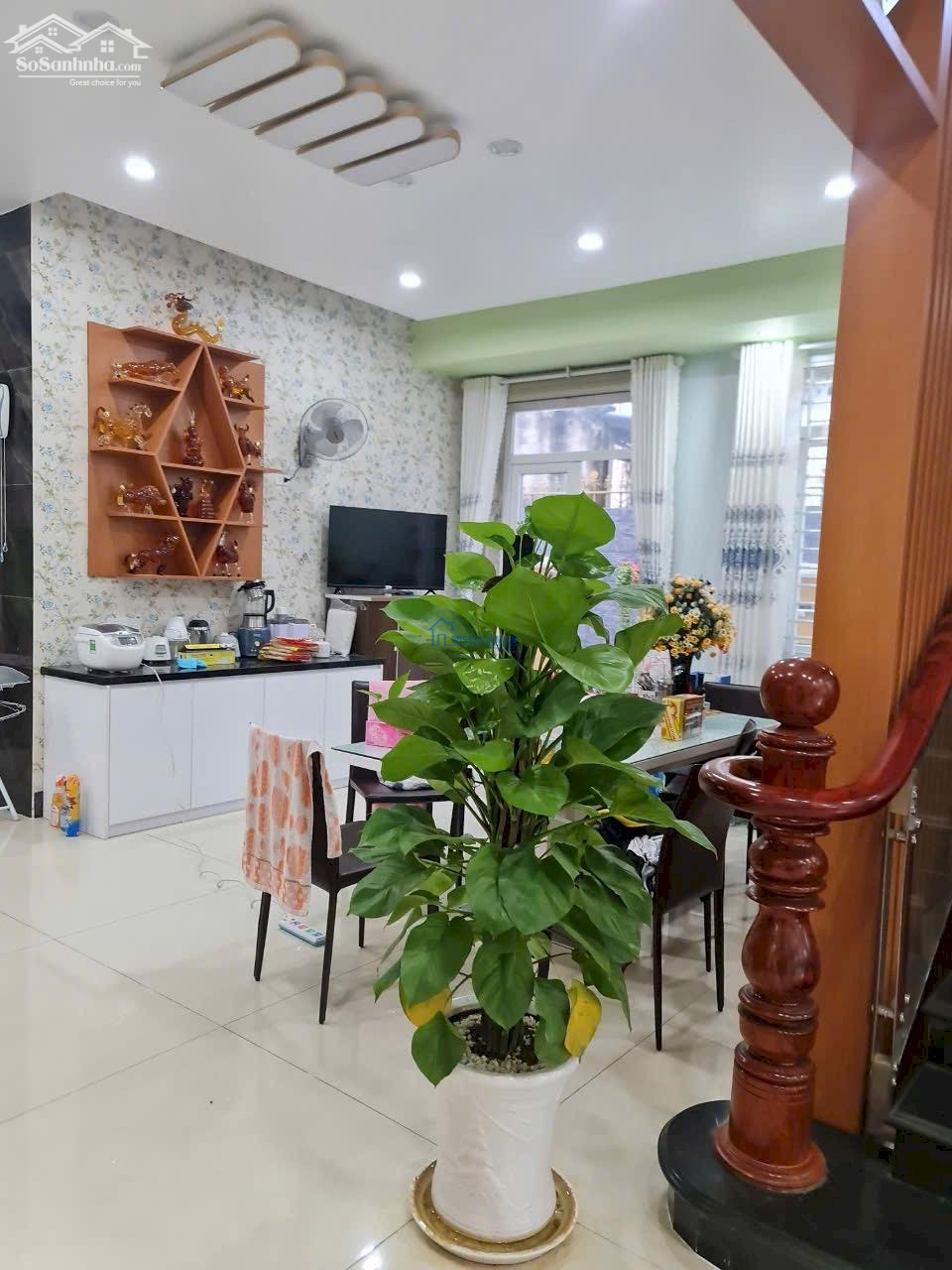 Bán Biệt Thự 2 Lầu trong KDC Chánh Nghĩa, Thủ Dầu Một. Ngay sát bên chung cư Sky View
