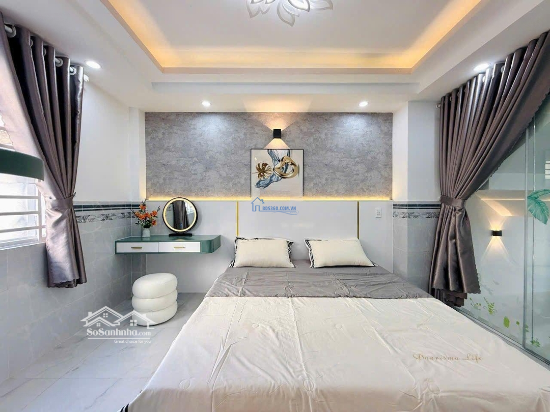 Bán Nhà Xóm Chiếu - Phường 16 - Quận 4 - Hẻm Ôtô -Diện Tích:56M2/4,2 Tỷ . Sẵn Sổ . 1 Trệt 2 Lầu